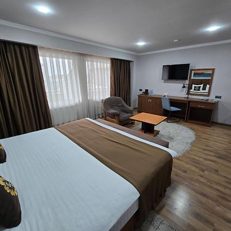 Ziyorat Luxury Hotel Fergana Dış mekan fotoğraf