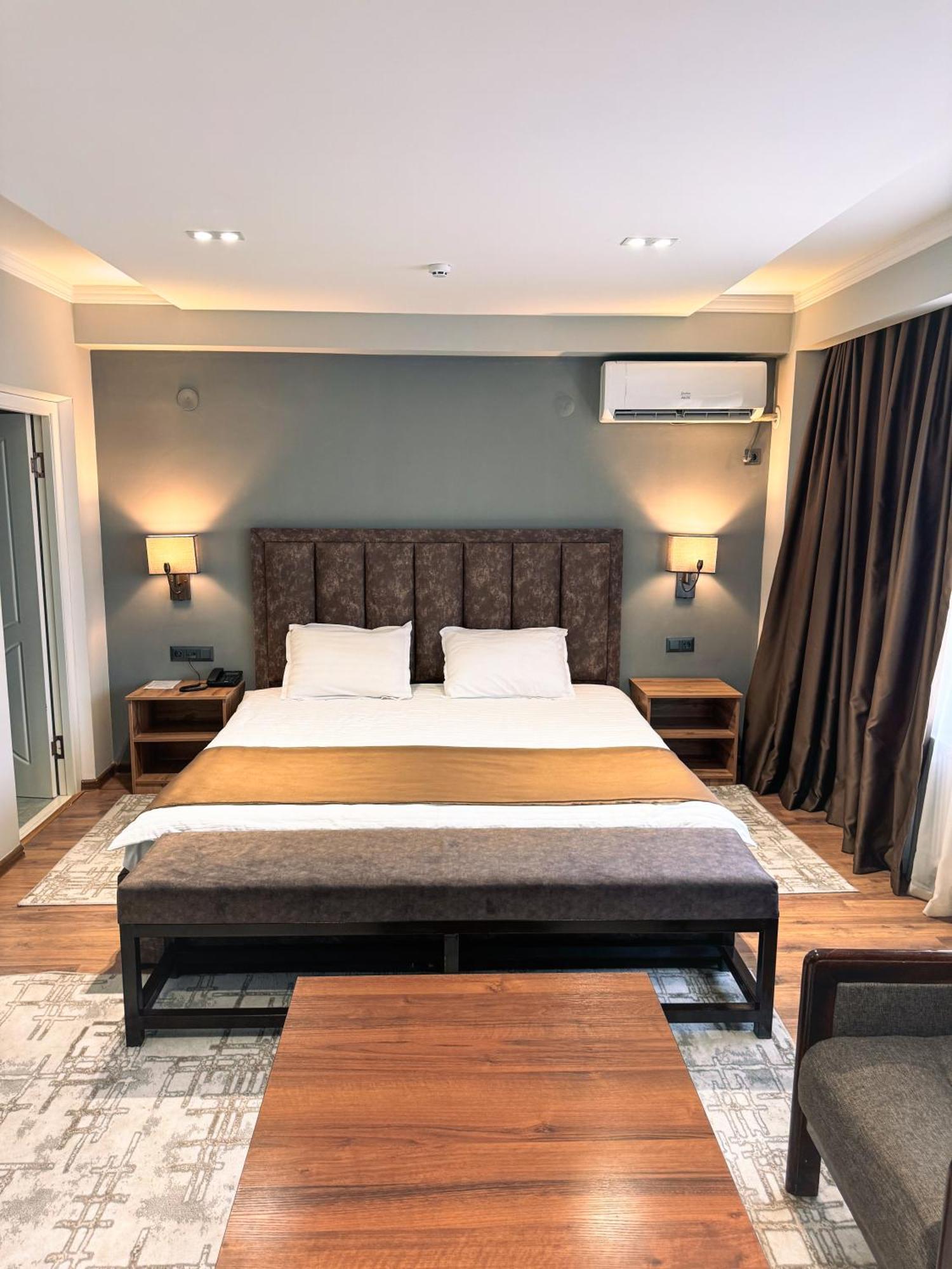 Ziyorat Luxury Hotel Fergana Dış mekan fotoğraf
