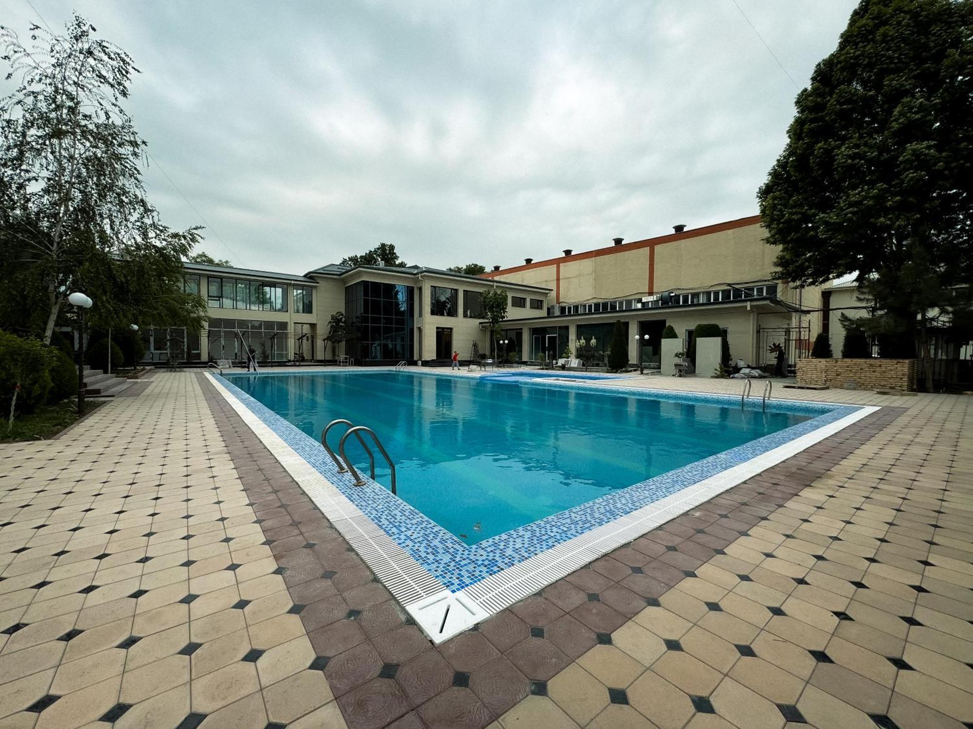 Ziyorat Luxury Hotel Fergana Dış mekan fotoğraf