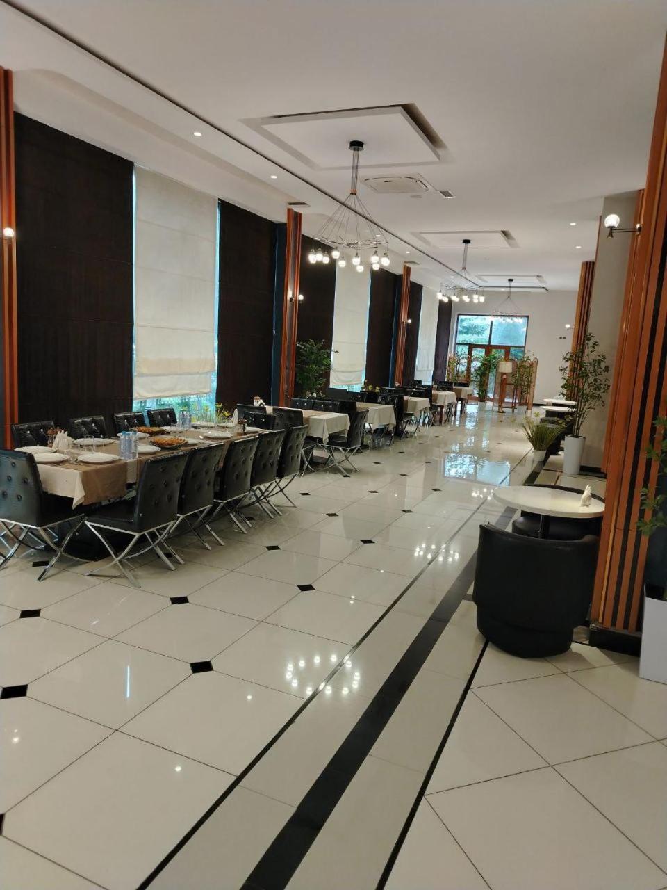 Ziyorat Luxury Hotel Fergana Dış mekan fotoğraf