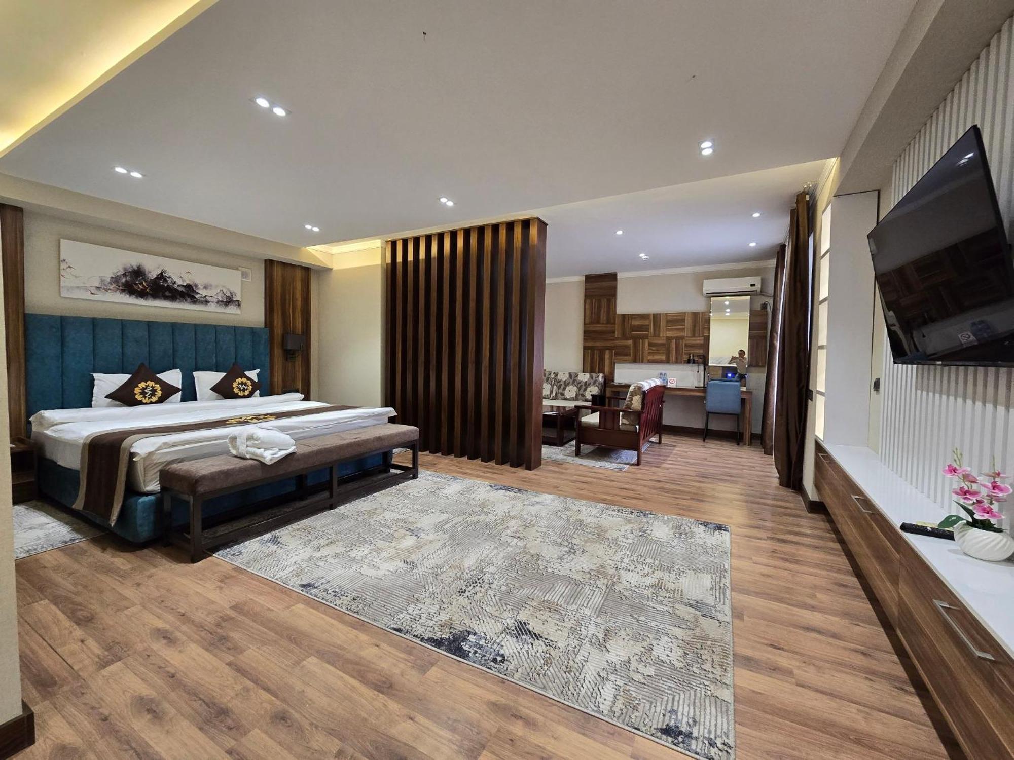 Ziyorat Luxury Hotel Fergana Dış mekan fotoğraf