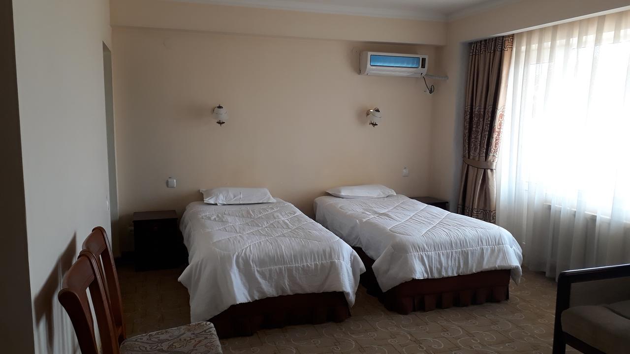 Ziyorat Luxury Hotel Fergana Dış mekan fotoğraf