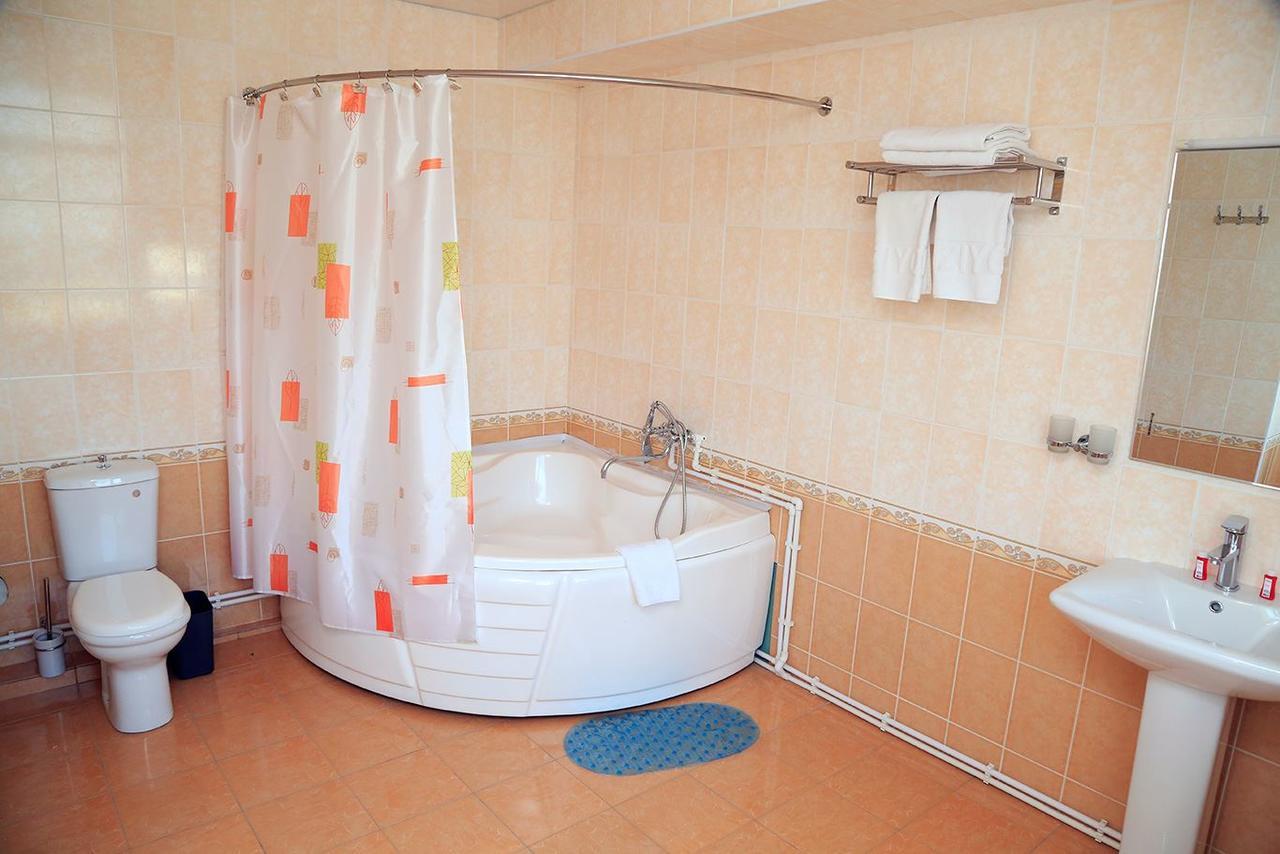 Ziyorat Luxury Hotel Fergana Dış mekan fotoğraf