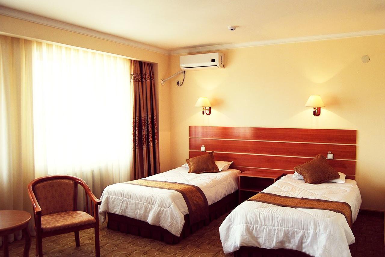 Ziyorat Luxury Hotel Fergana Dış mekan fotoğraf