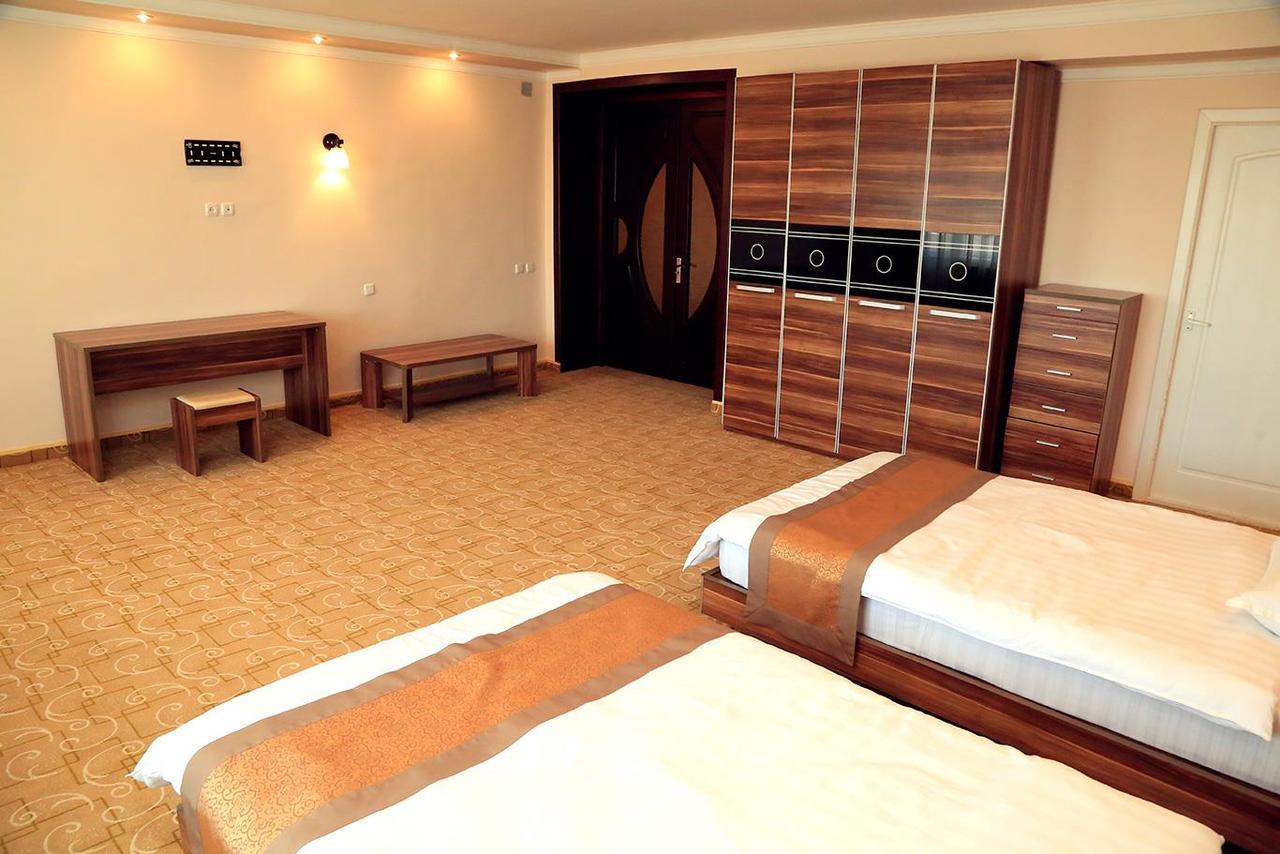 Ziyorat Luxury Hotel Fergana Dış mekan fotoğraf